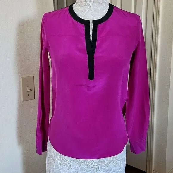 Diane Von Furstenberg Silk Blouse Size 0 Quiet Luxury - Picture 1 of 10